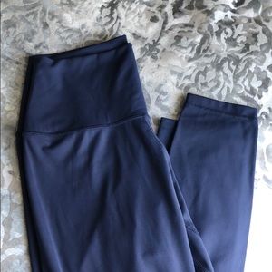ColorfulKoala Navy High Waist Leggings Small